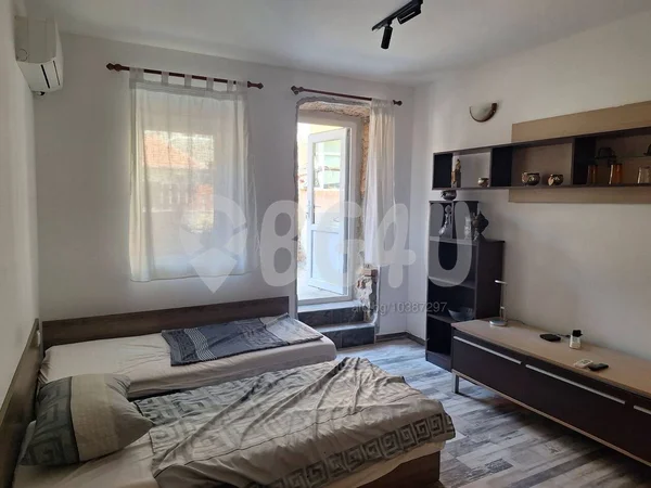 Garsonieră în zona Centru, oraș Varna